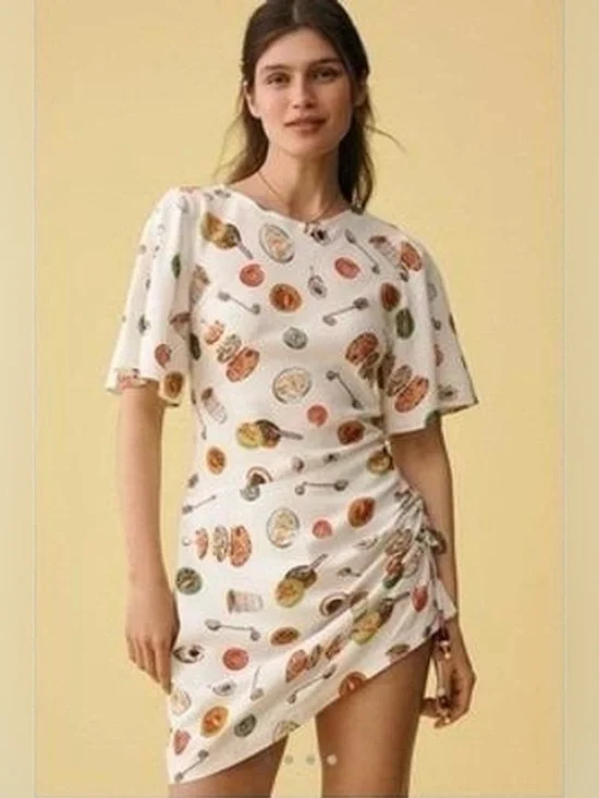 Lisa Says Gah White Caviar Dress Size Small-NWT